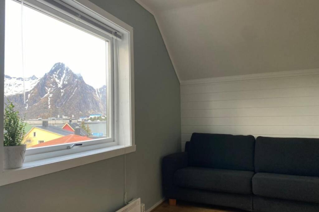 Koselig Leilighet Sentralt I Svolvaer Apartamento Exterior foto